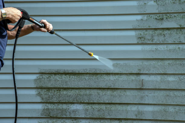 Animal Enclosure Cleaning in Swede Heaven, WA